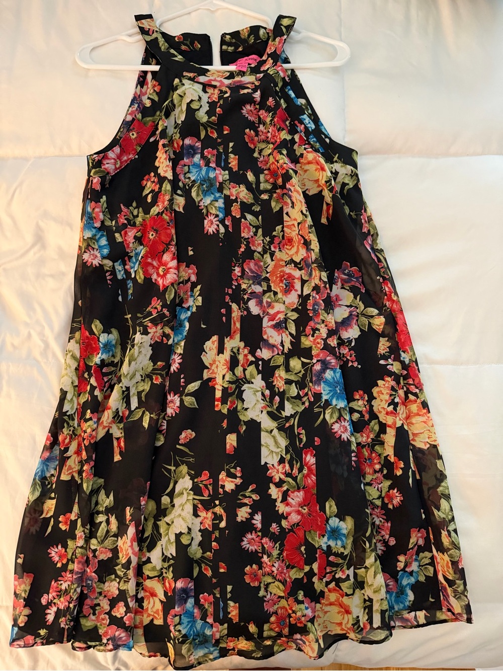 Betsy Johnson Size Medium Flowy Floral Halter Dress - Black Multi